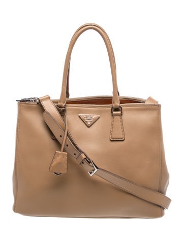 Signature Galleria Double Zip Tote Bag Medium