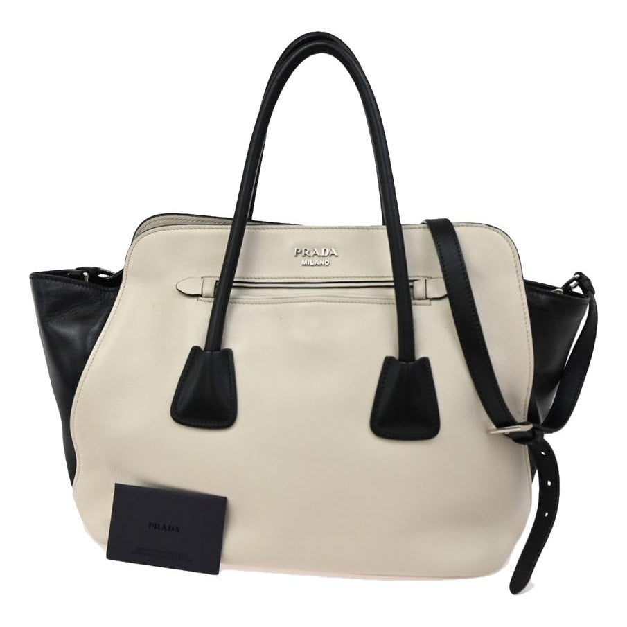 Leather tote