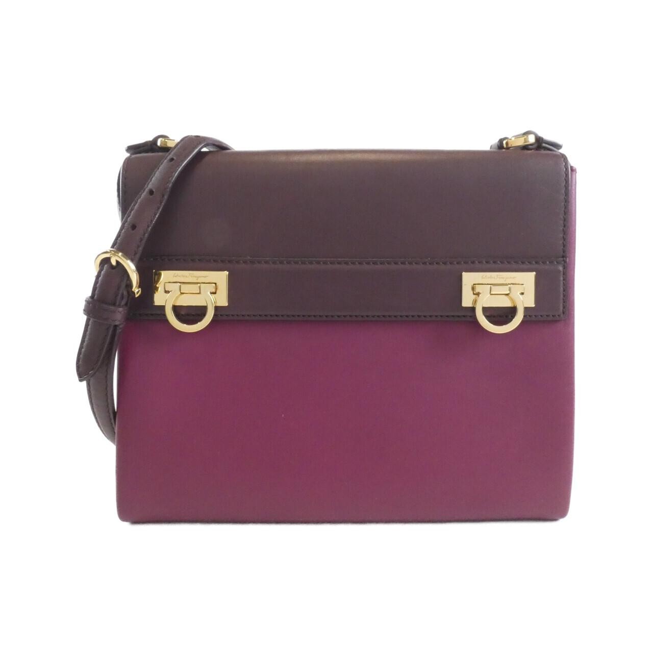 Salvatore Ferragamo 21 F275 bag