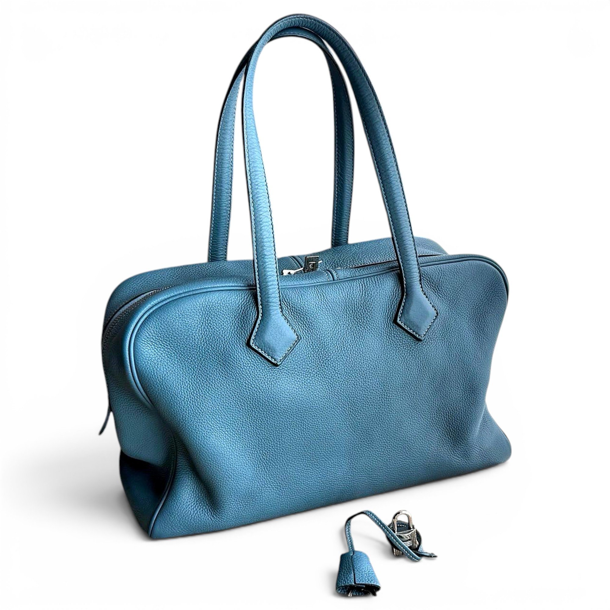 Victoria leather handbag