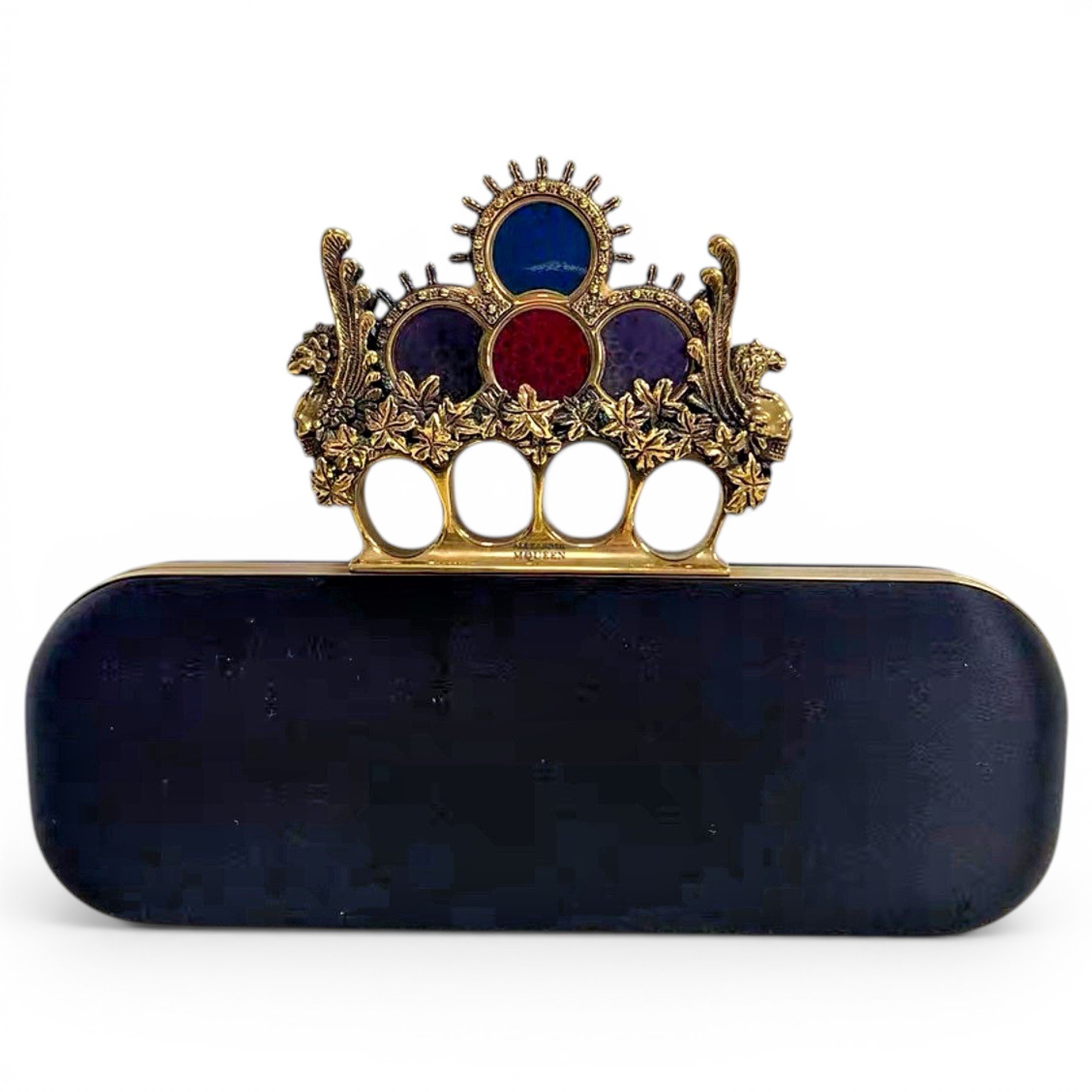 Knuckle clutch bag