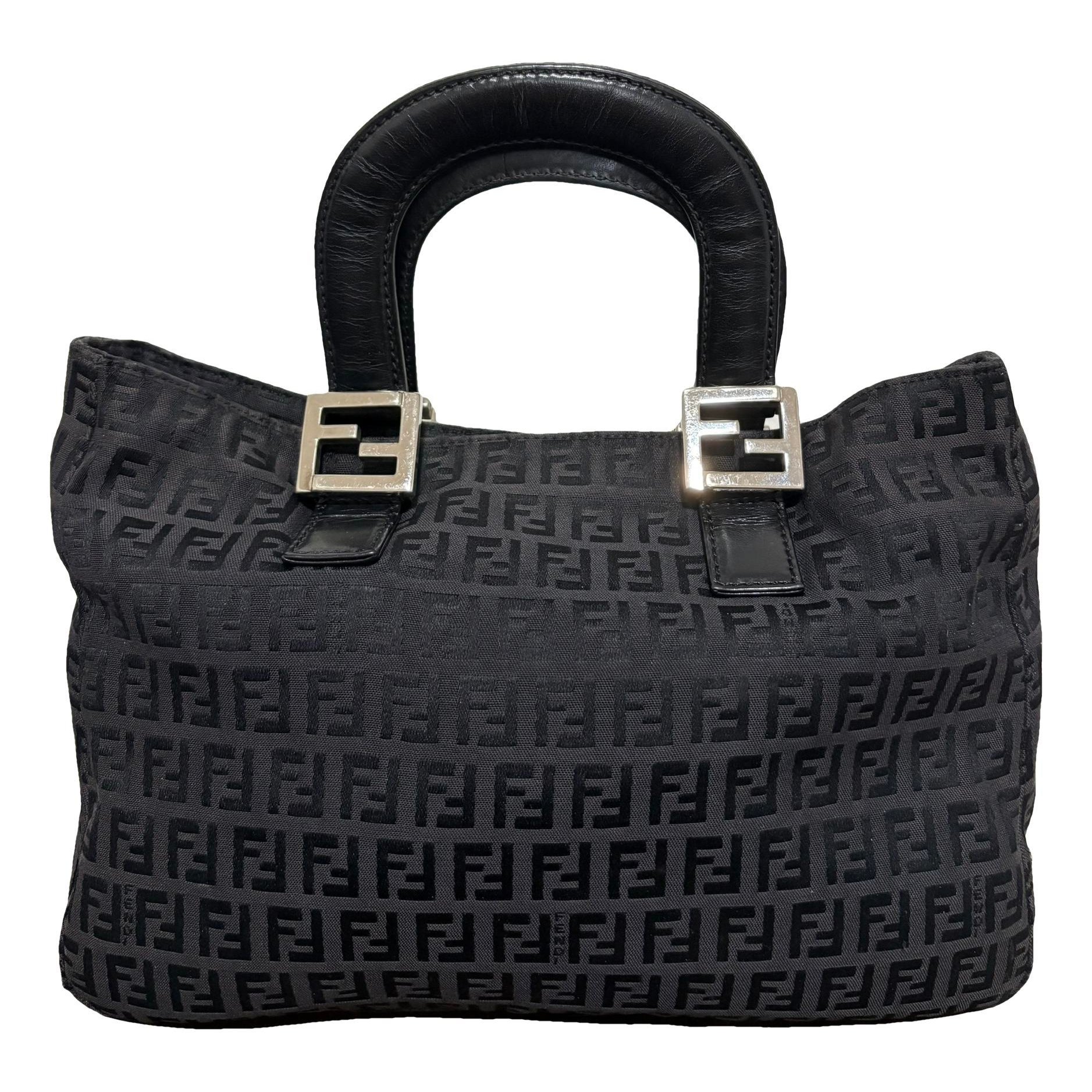 Mamma Baguette cloth handbag