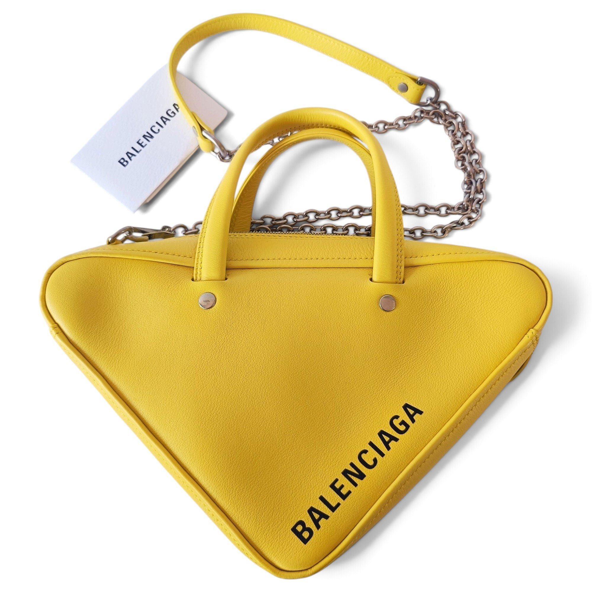 Triangle leather handbag
