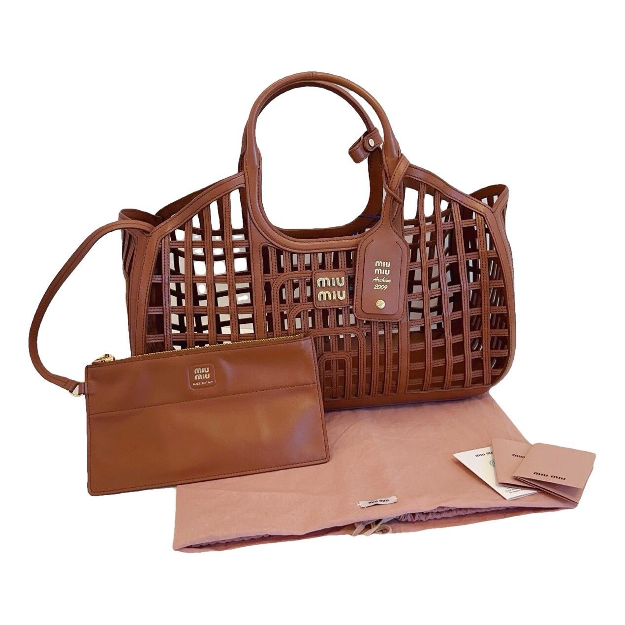 Leather handbag