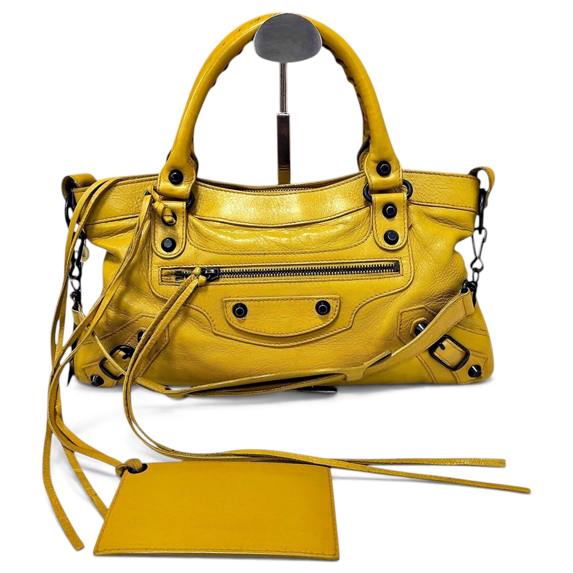City leather handbag