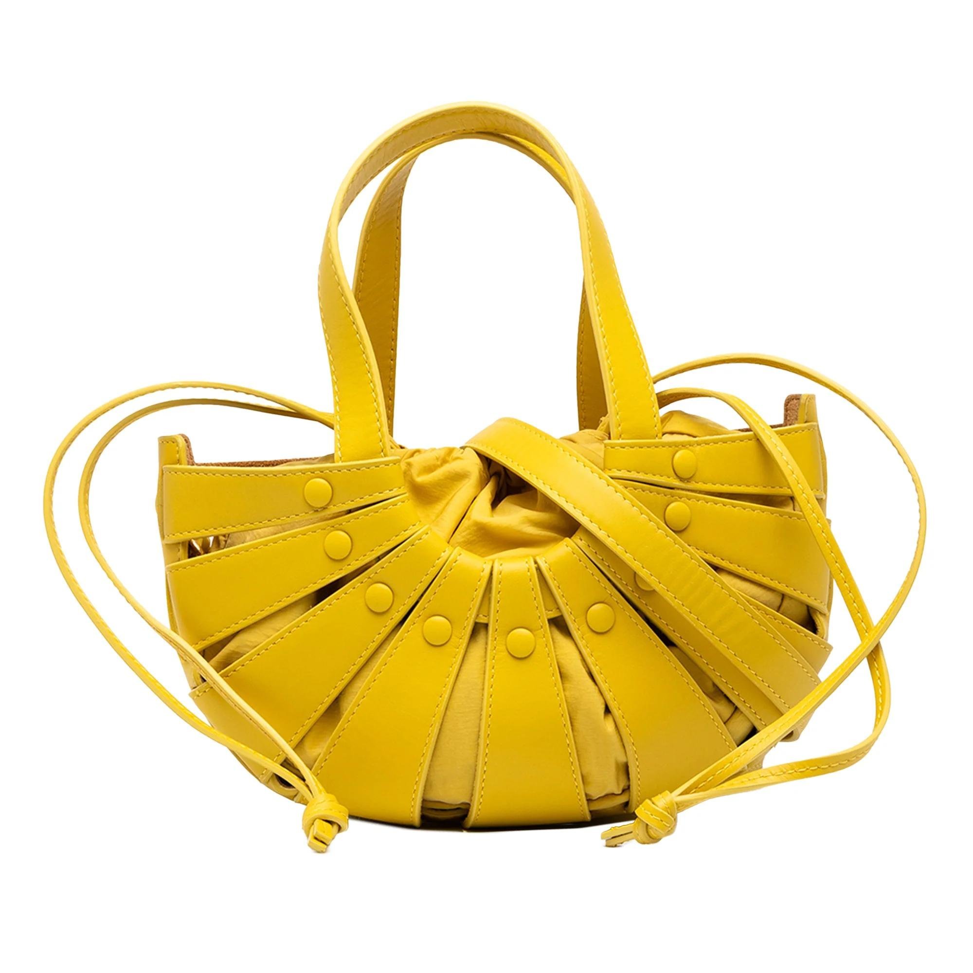 Veneta leather handbag
