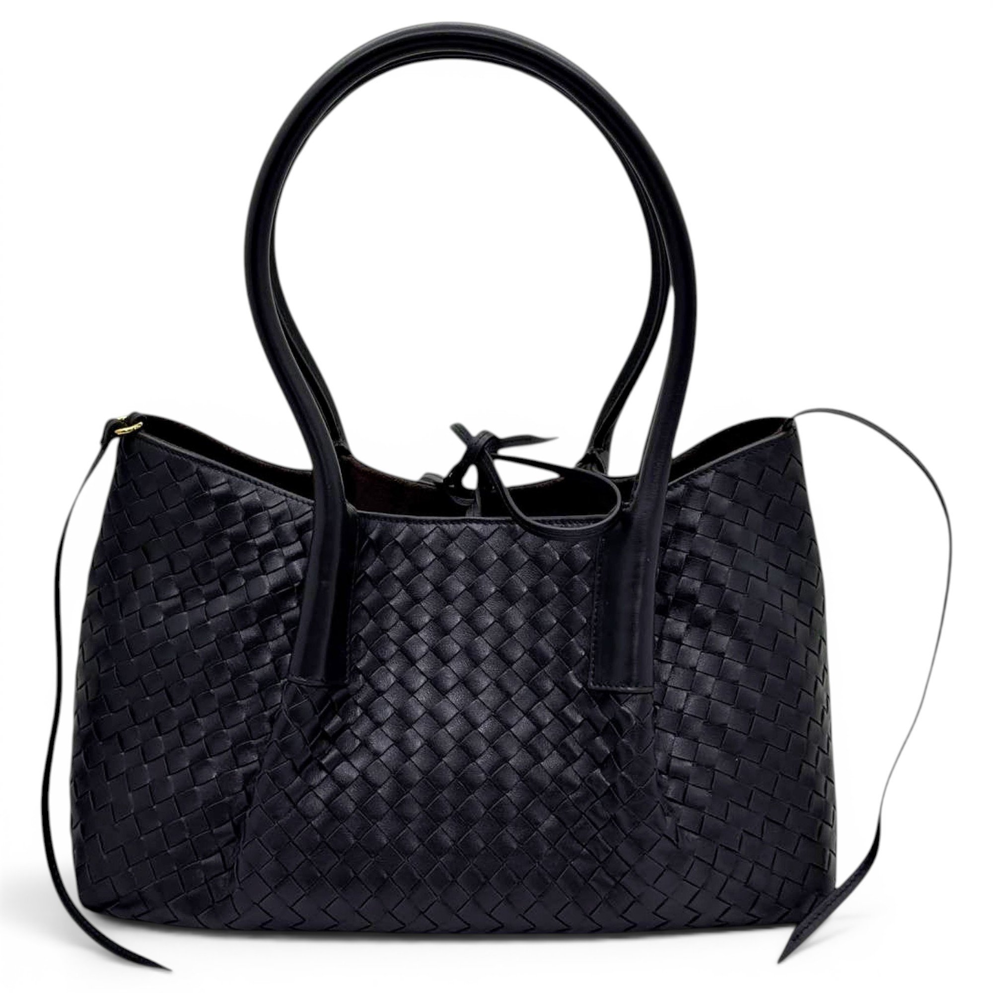 Leather tote
