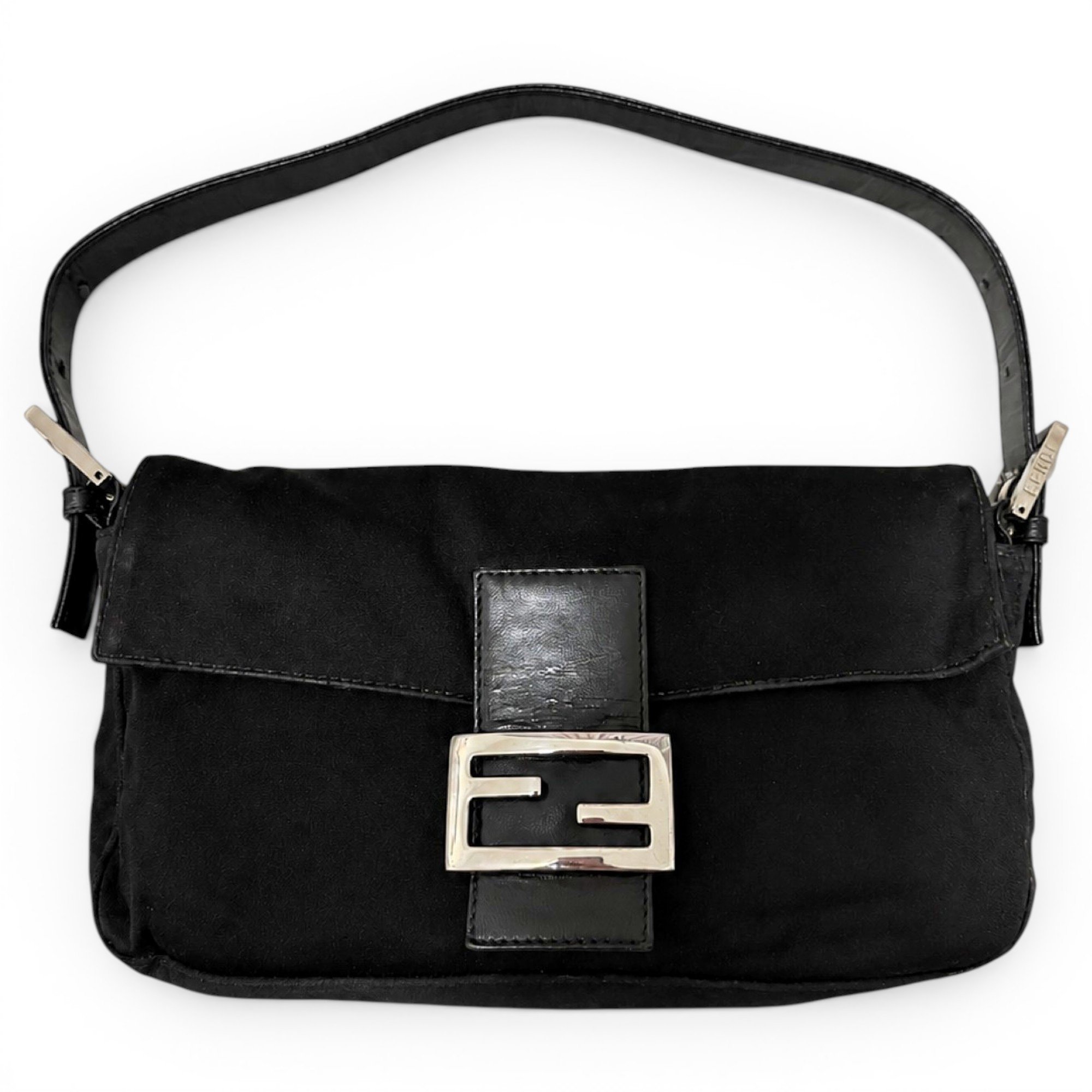 Baguette handbag