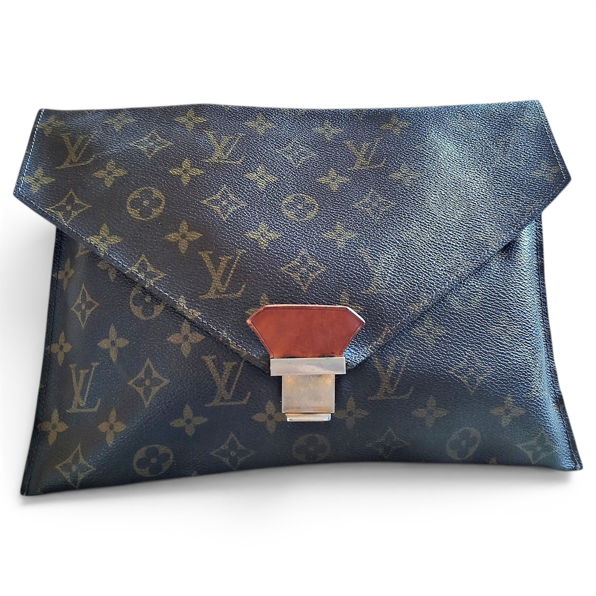 Leather clutch bag