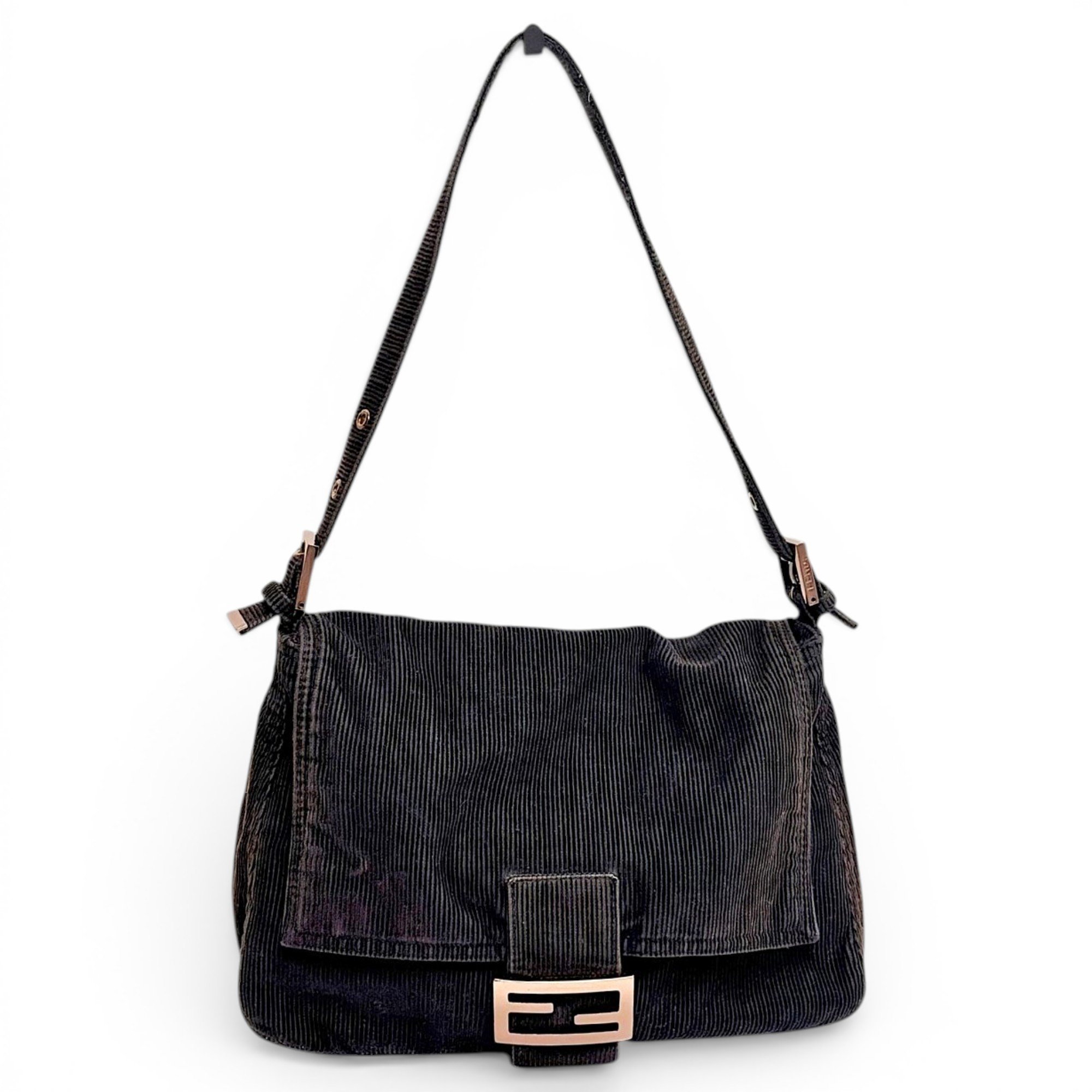 Baguette handbag