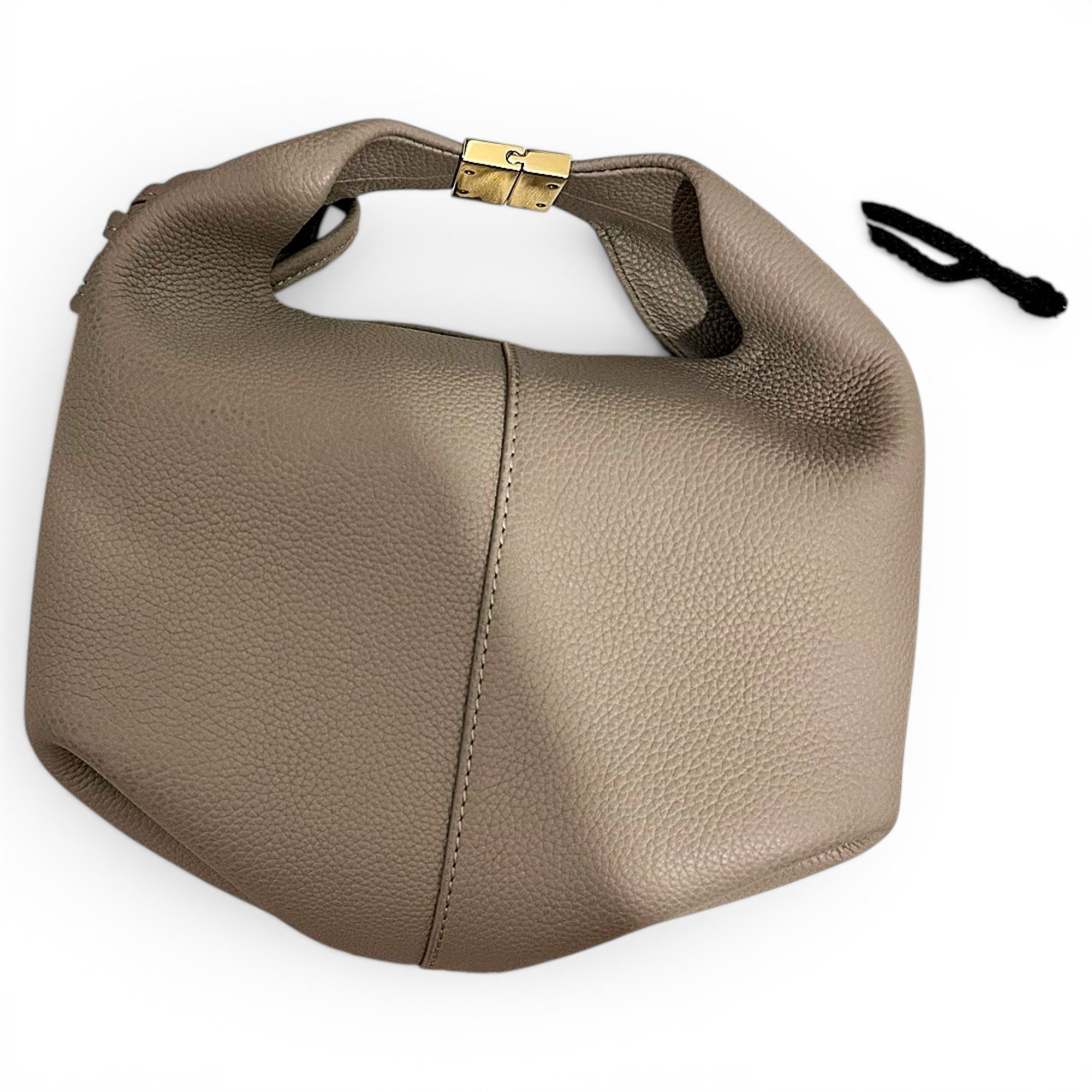 Numéro Onze leather handbag