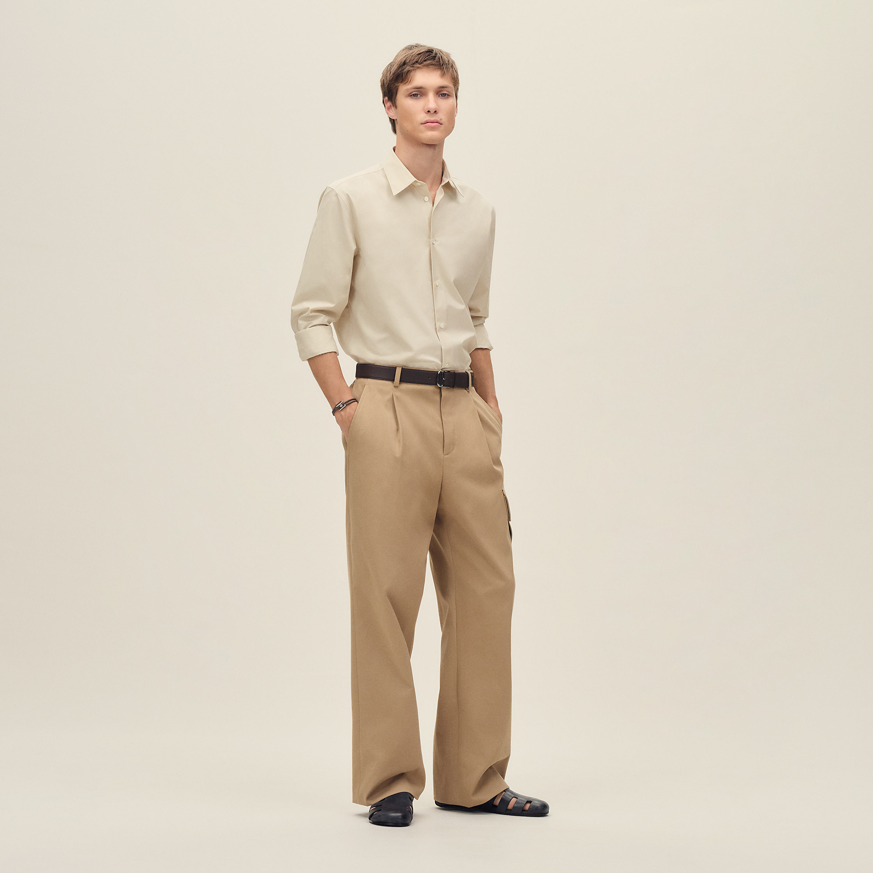 Straight cut shirt with leather detail