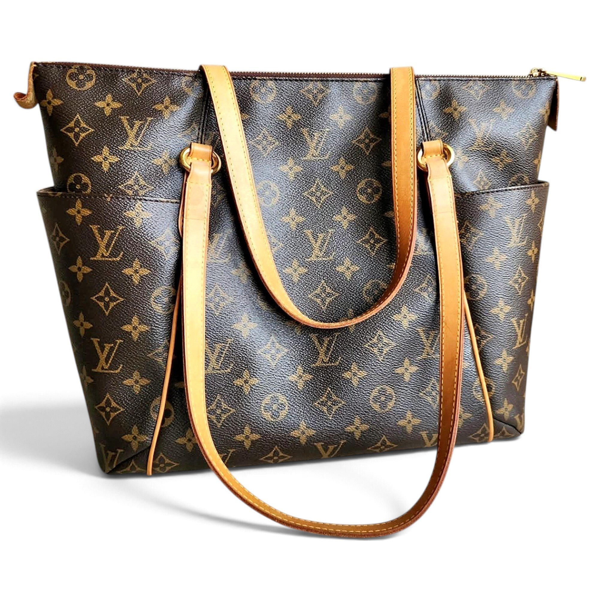 Totally leather tote