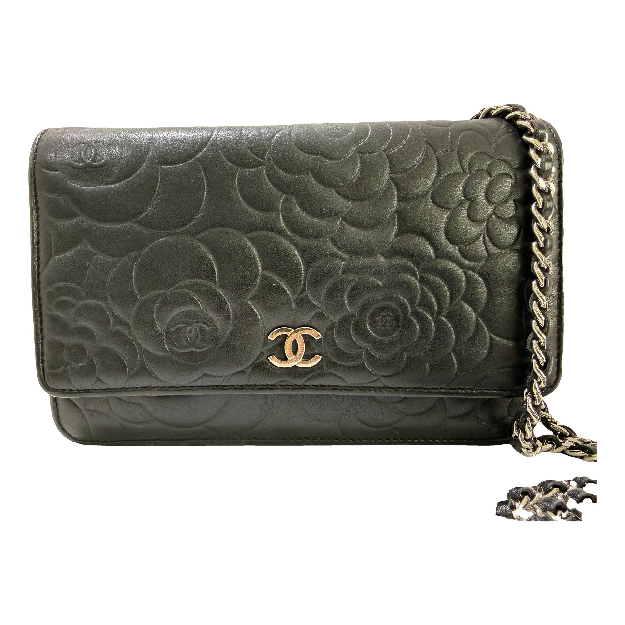 Wallet On Chain leather crossbody bag