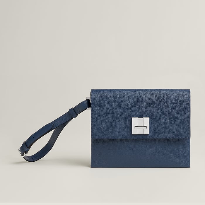 Navy Tout En Carre Pouch