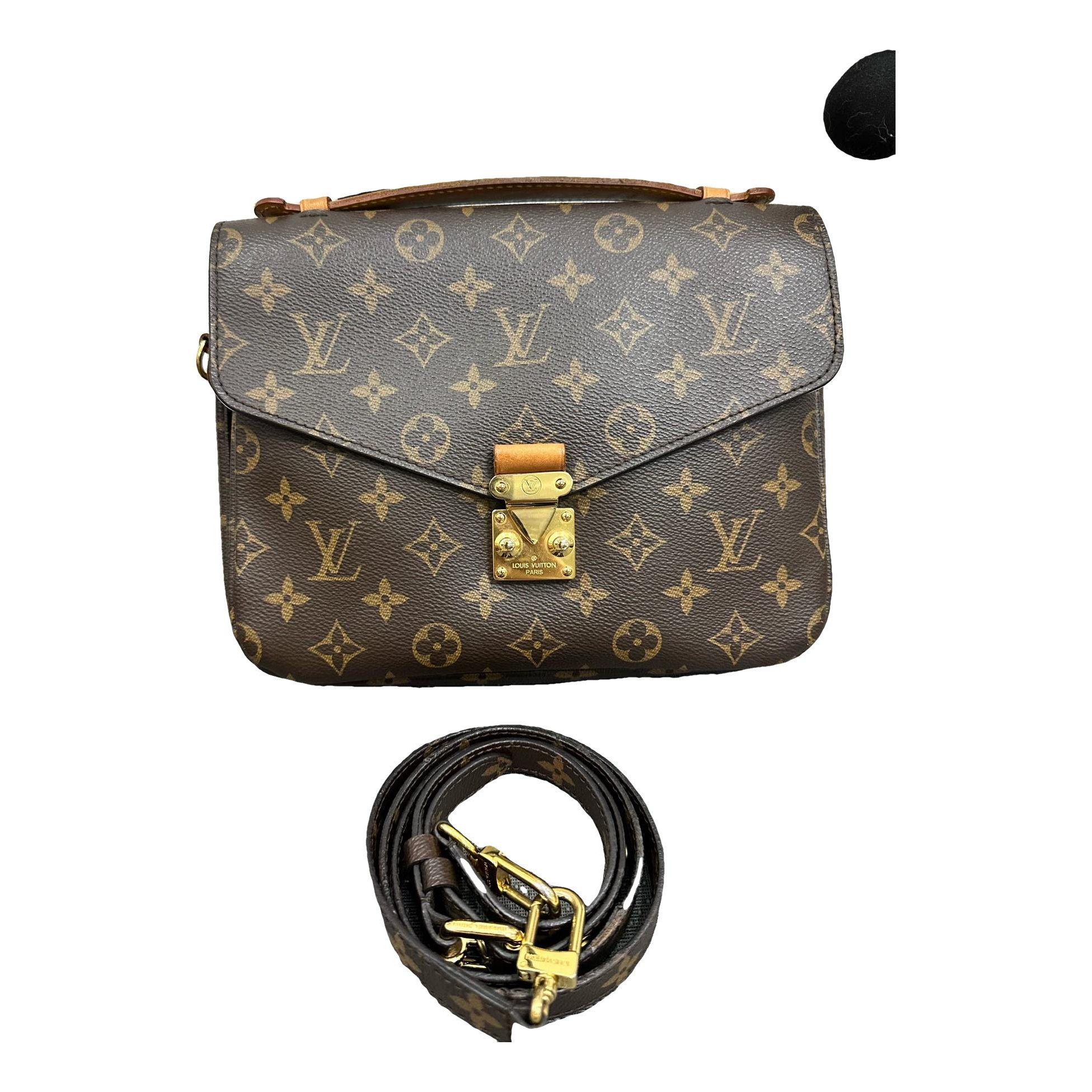 Metis leather handbag