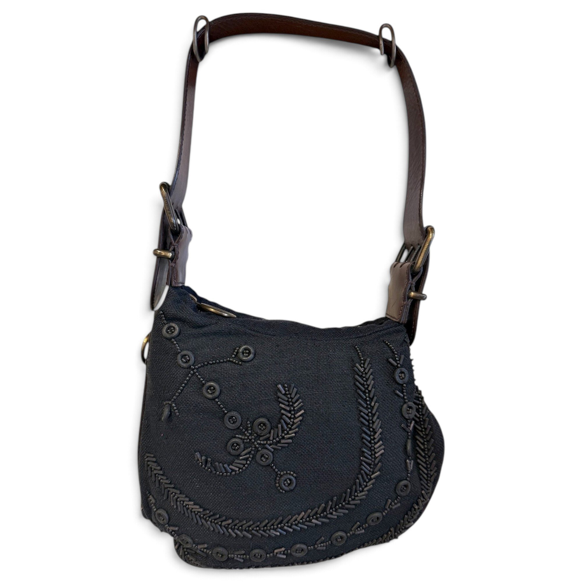 Oyster cloth handbag