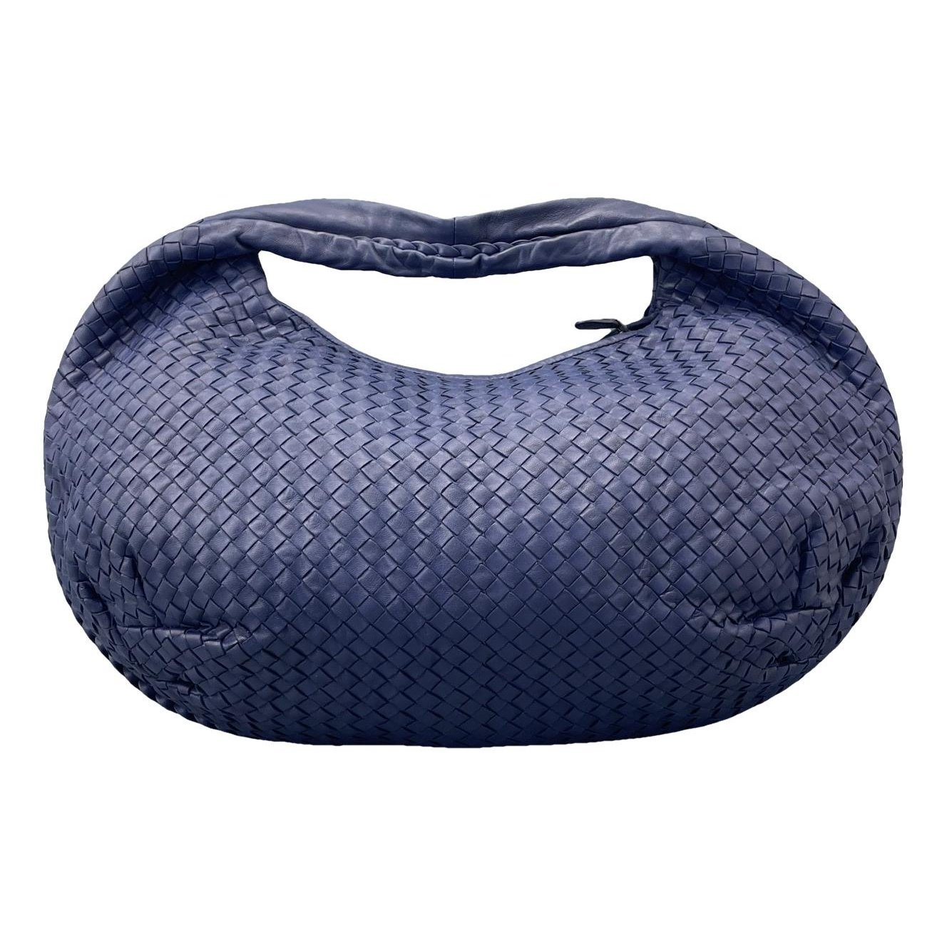 Veneta leather handbag