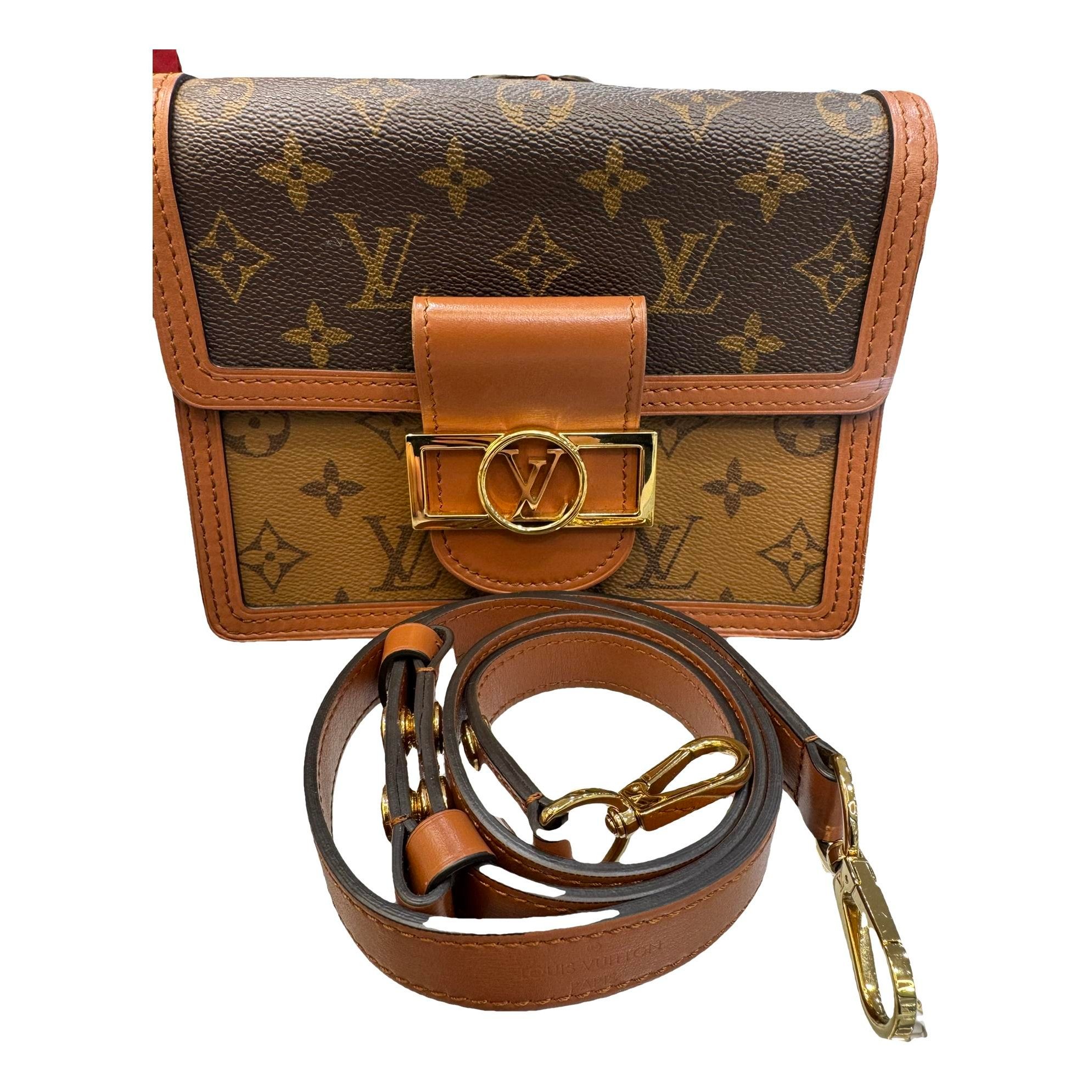Dauphine cloth handbag