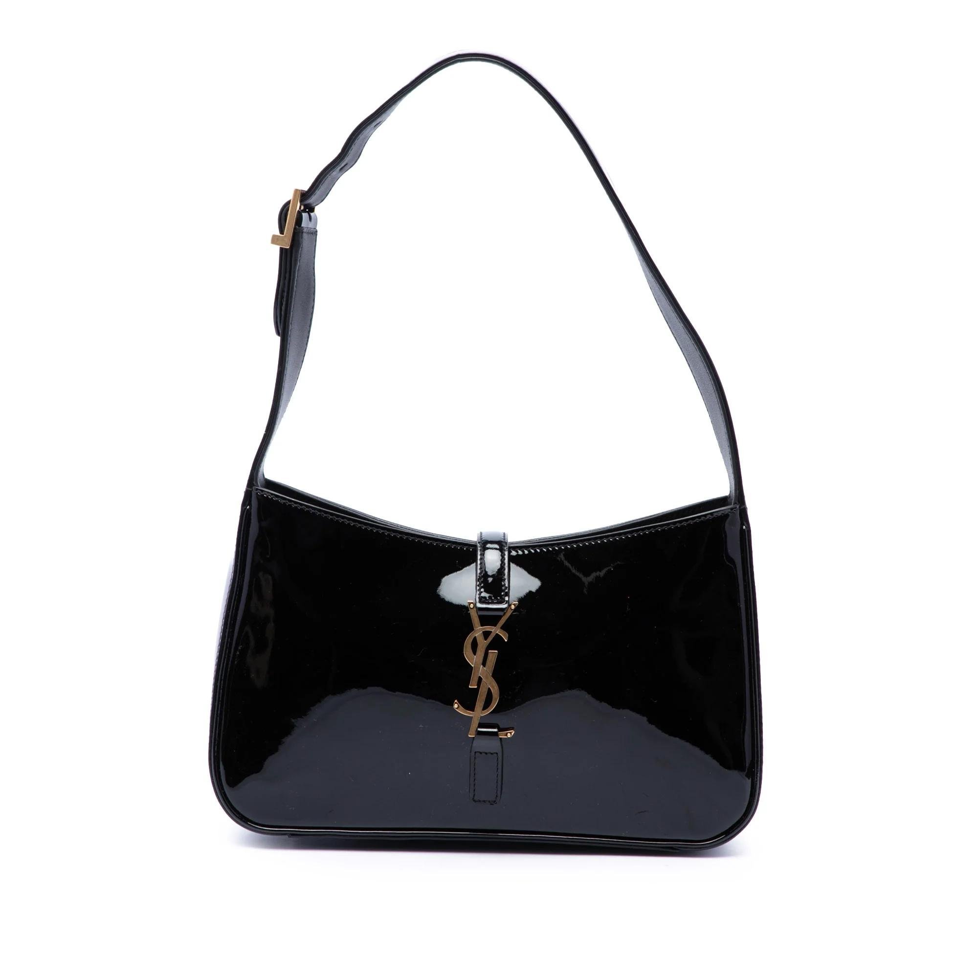 Le 5 à 7 patent leather handbag