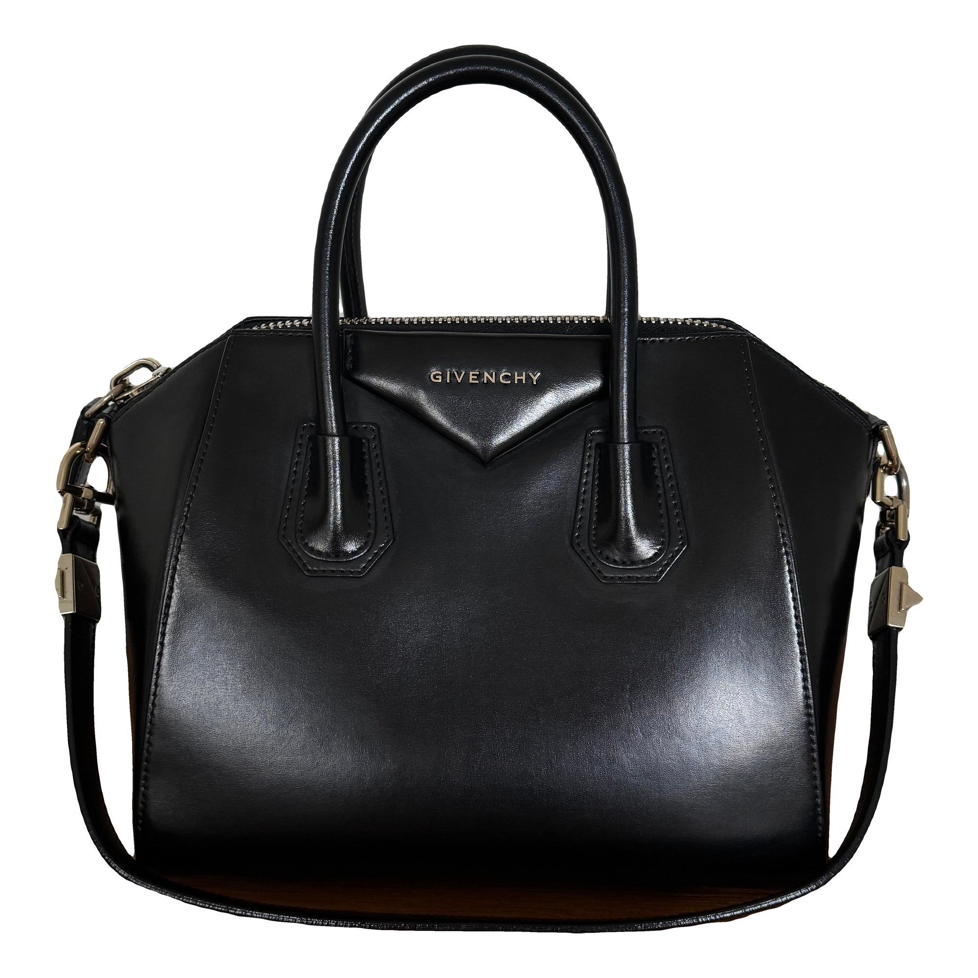 Antigona leather handbag