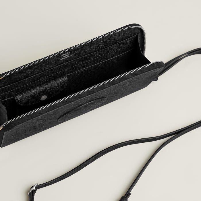 Noir Macaron to Go Wallet