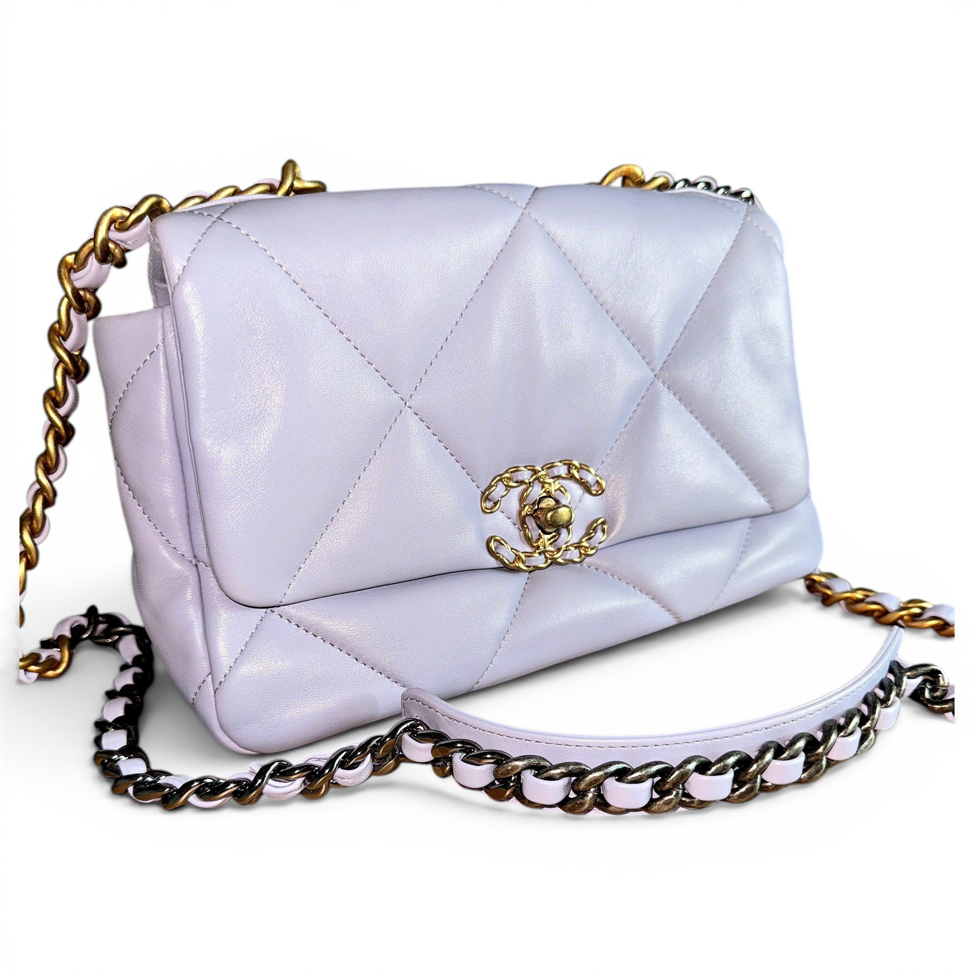 Chanel 19 leather handbag