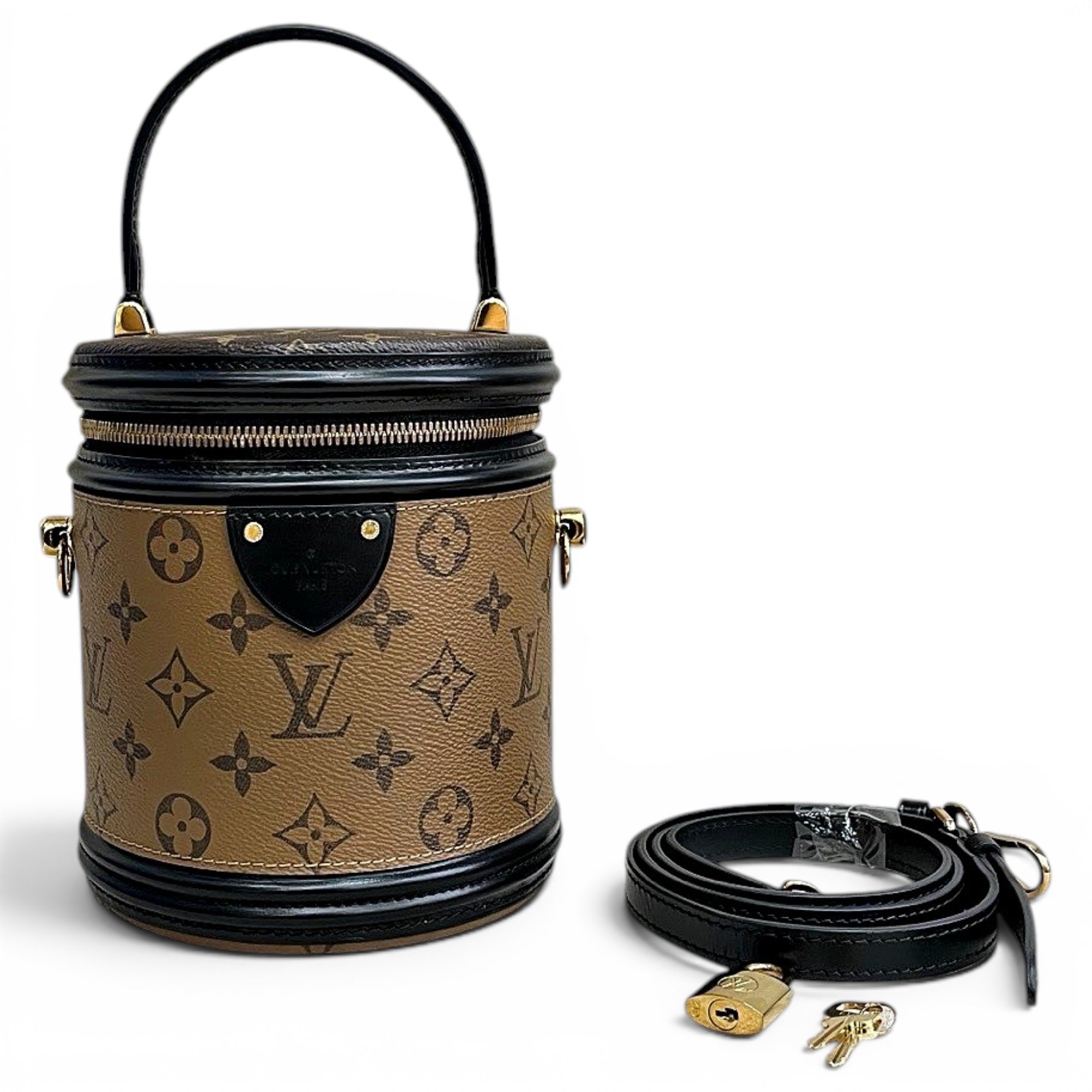 Louis Vuitton Boîte chapeau souple leather crossbody bag
