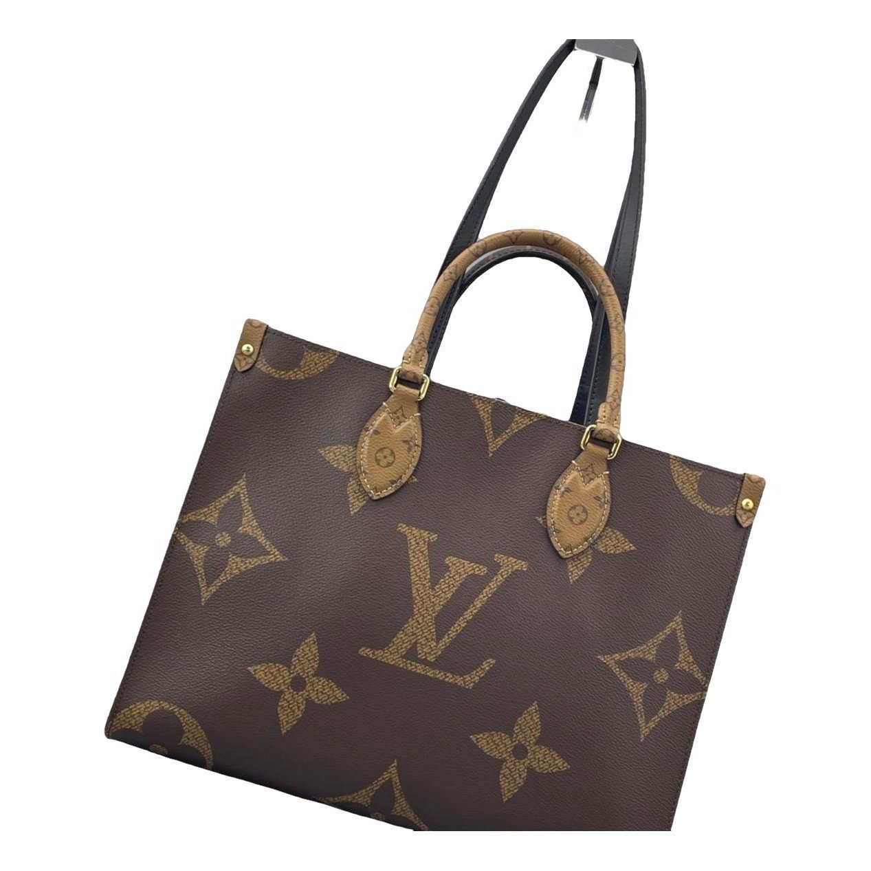 Onthego leather handbag