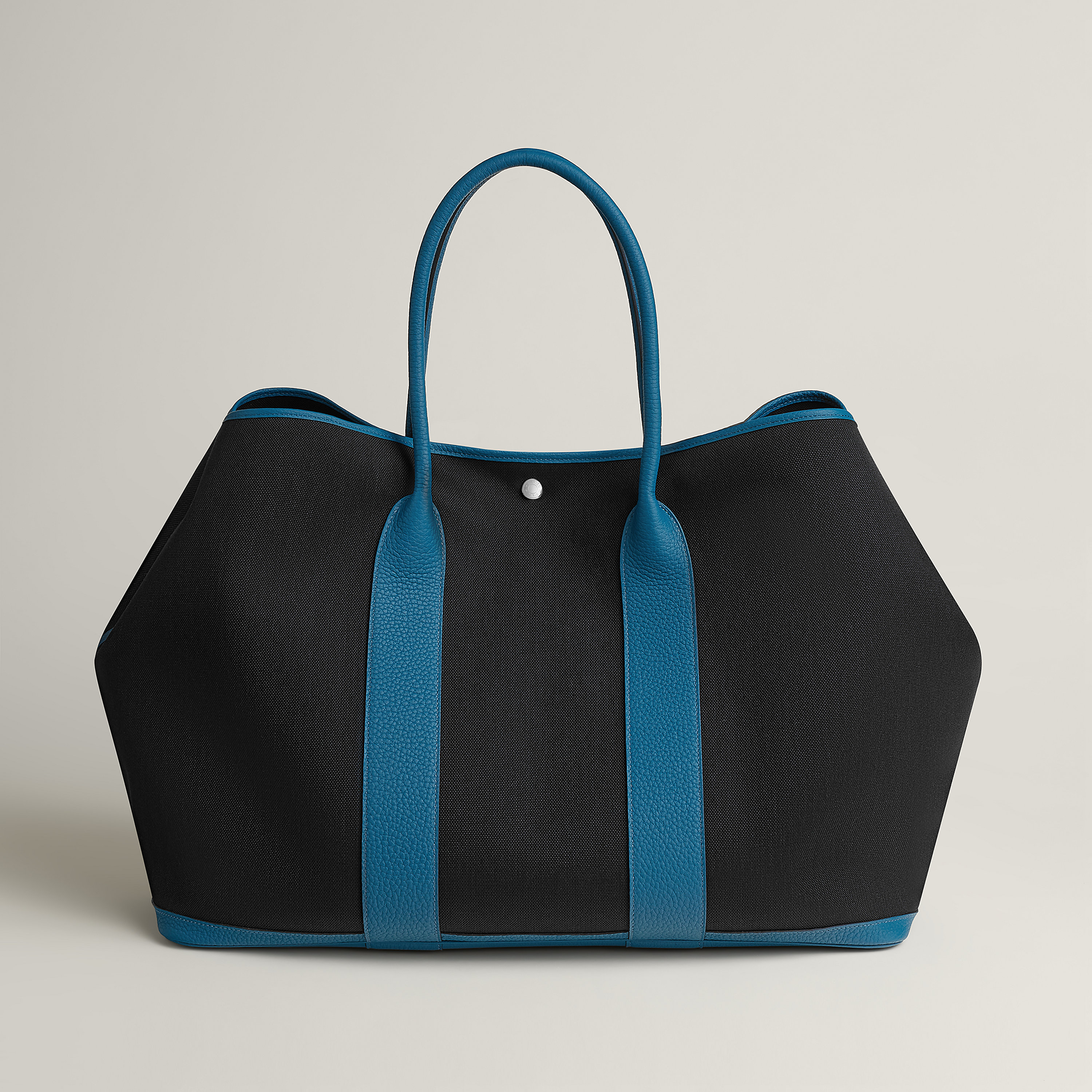 Hermès Garden Party 49 voyage bag Bleu Marine/Noir | BagUSeek