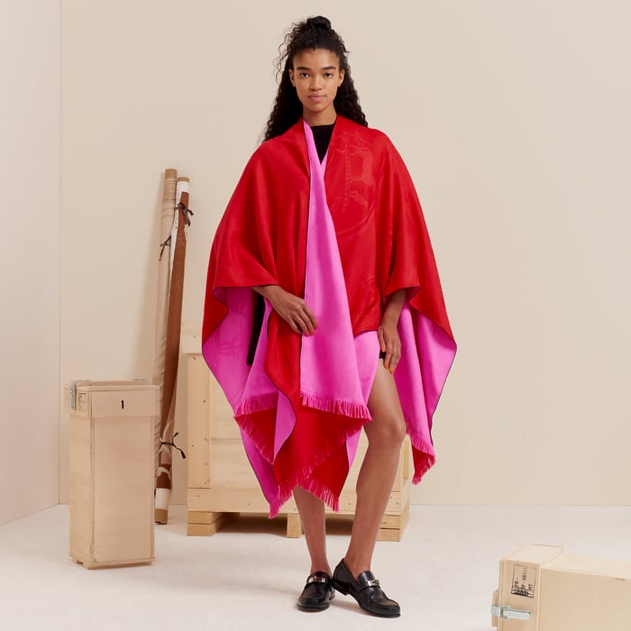 Warm Colors New Libris Reversible Cape