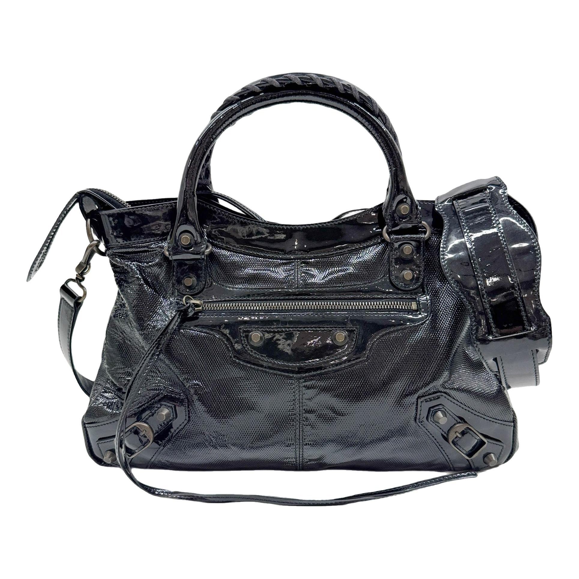 Town patent leather handbag