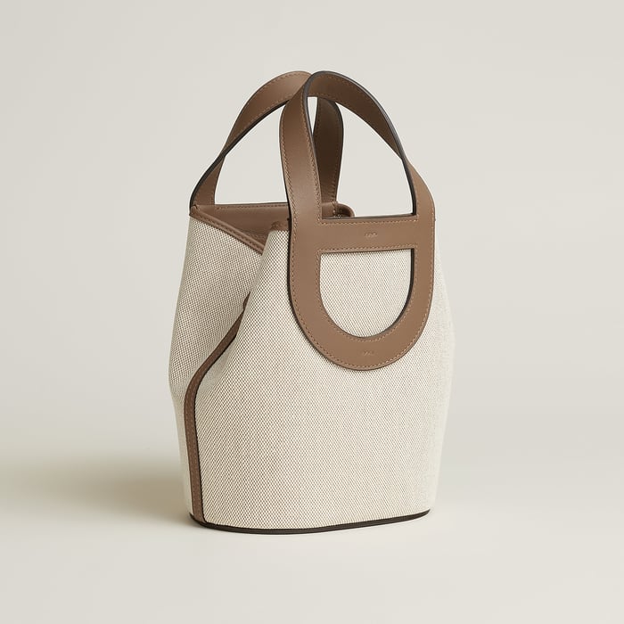Hermès In-the-loop 18 Bag