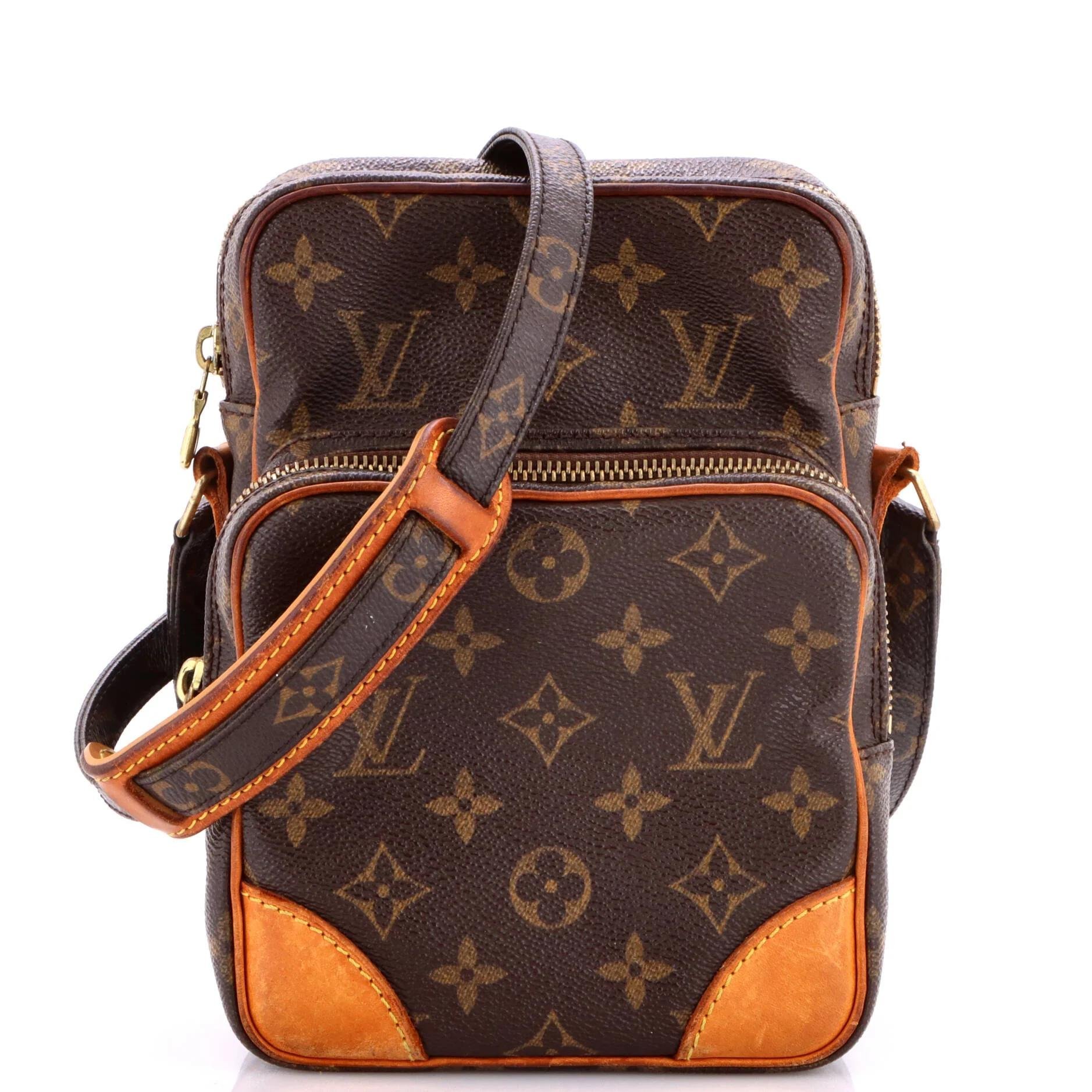 Louis Vuitton Cloth crossbody bag