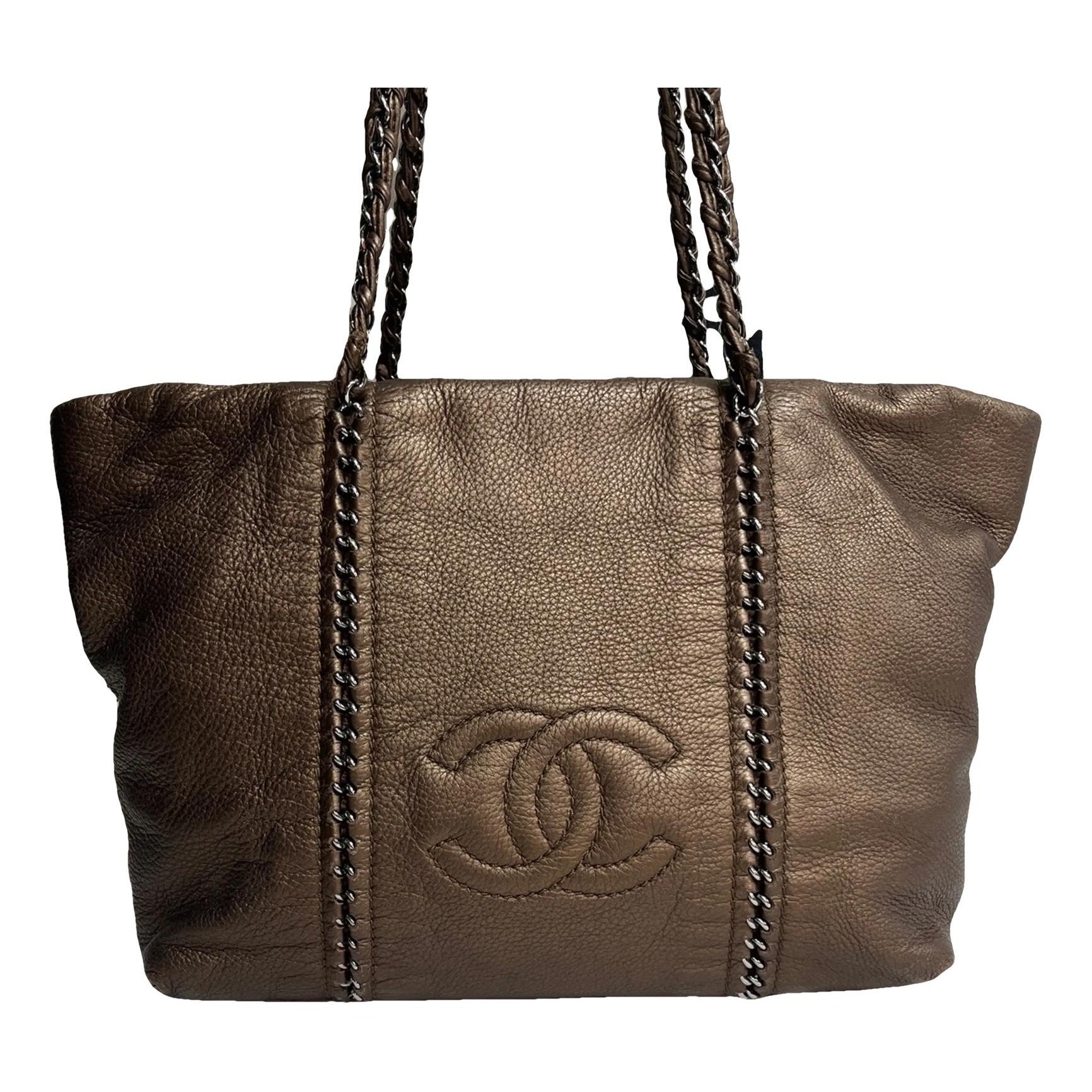 Grand shopping leather handbag