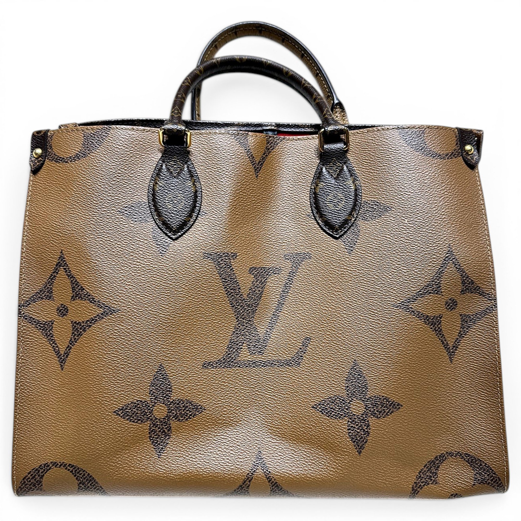 Onthego leather handbag