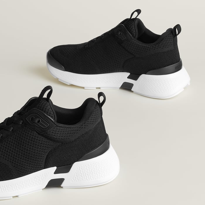 Noir Heros Sneaker