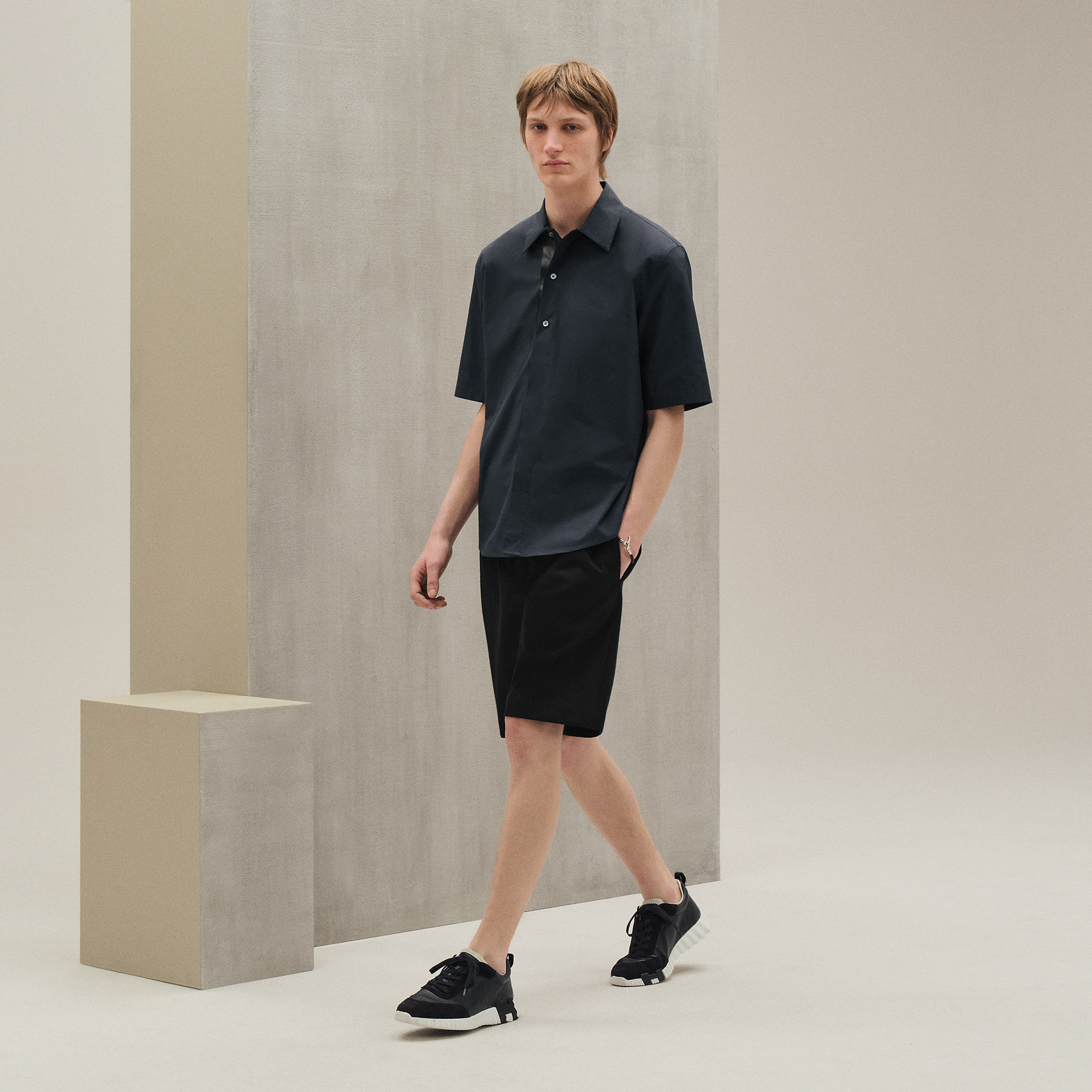 Short-sleeve straight cut shirt with leather detail