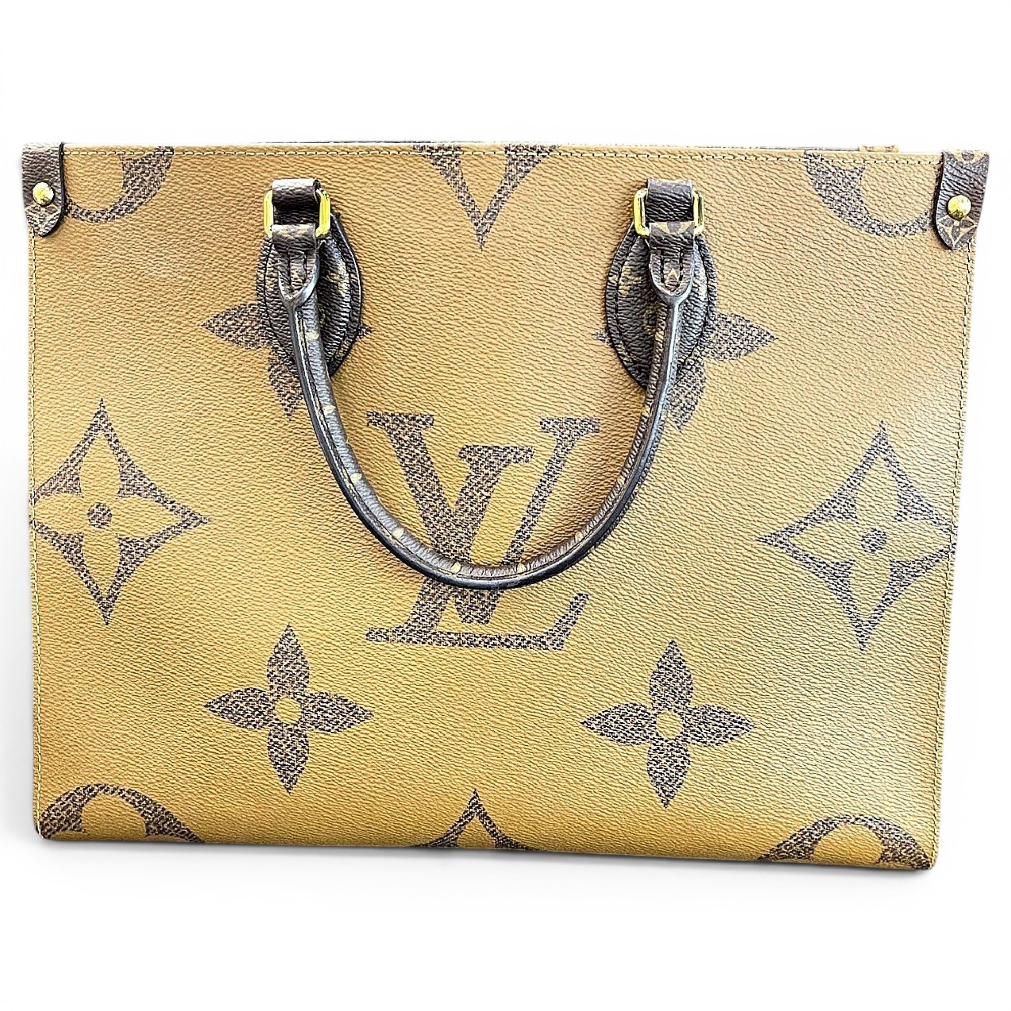 Onthego leather tote