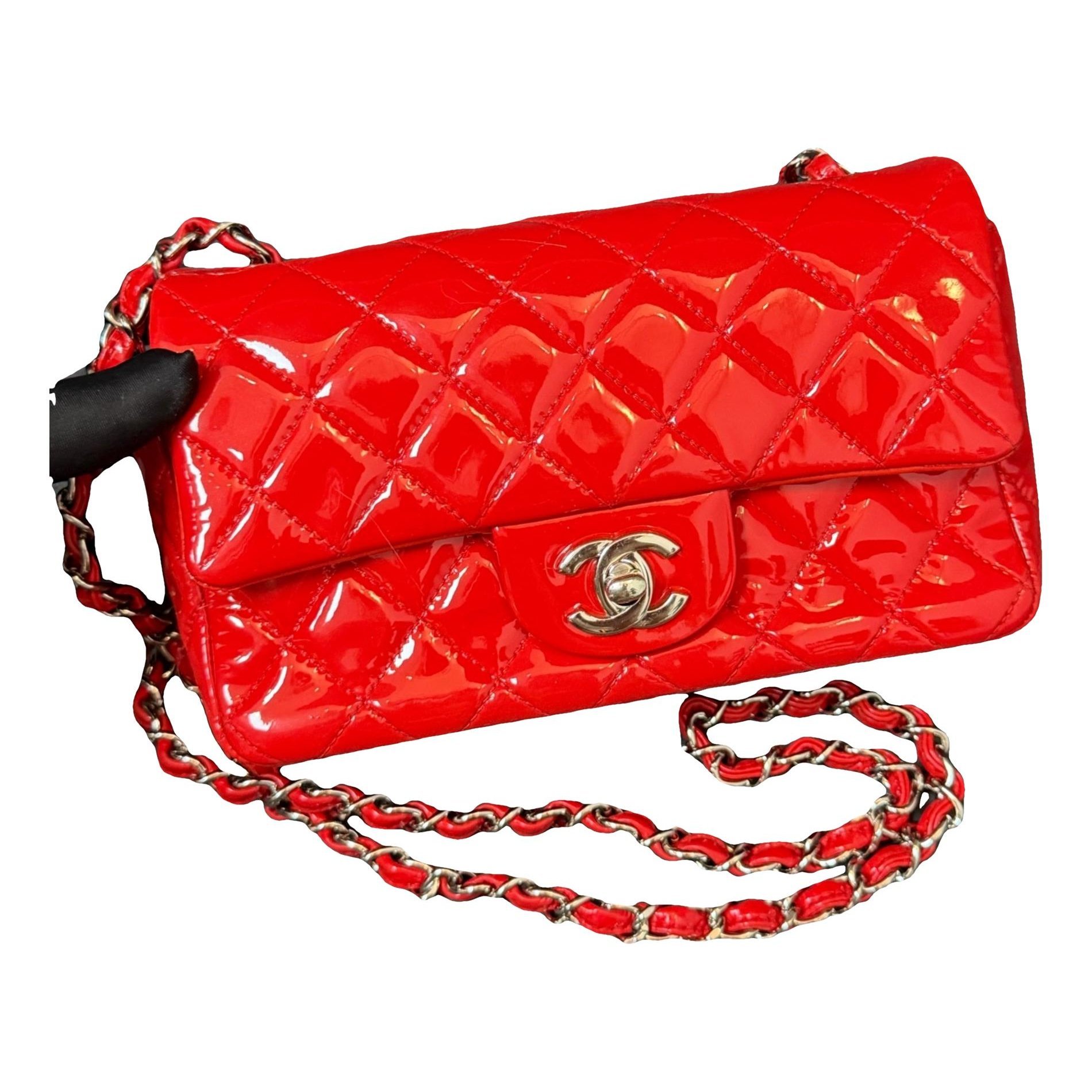 Timeless/Classique patent leather crossbody bag