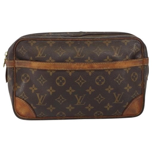 Leather clutch bag