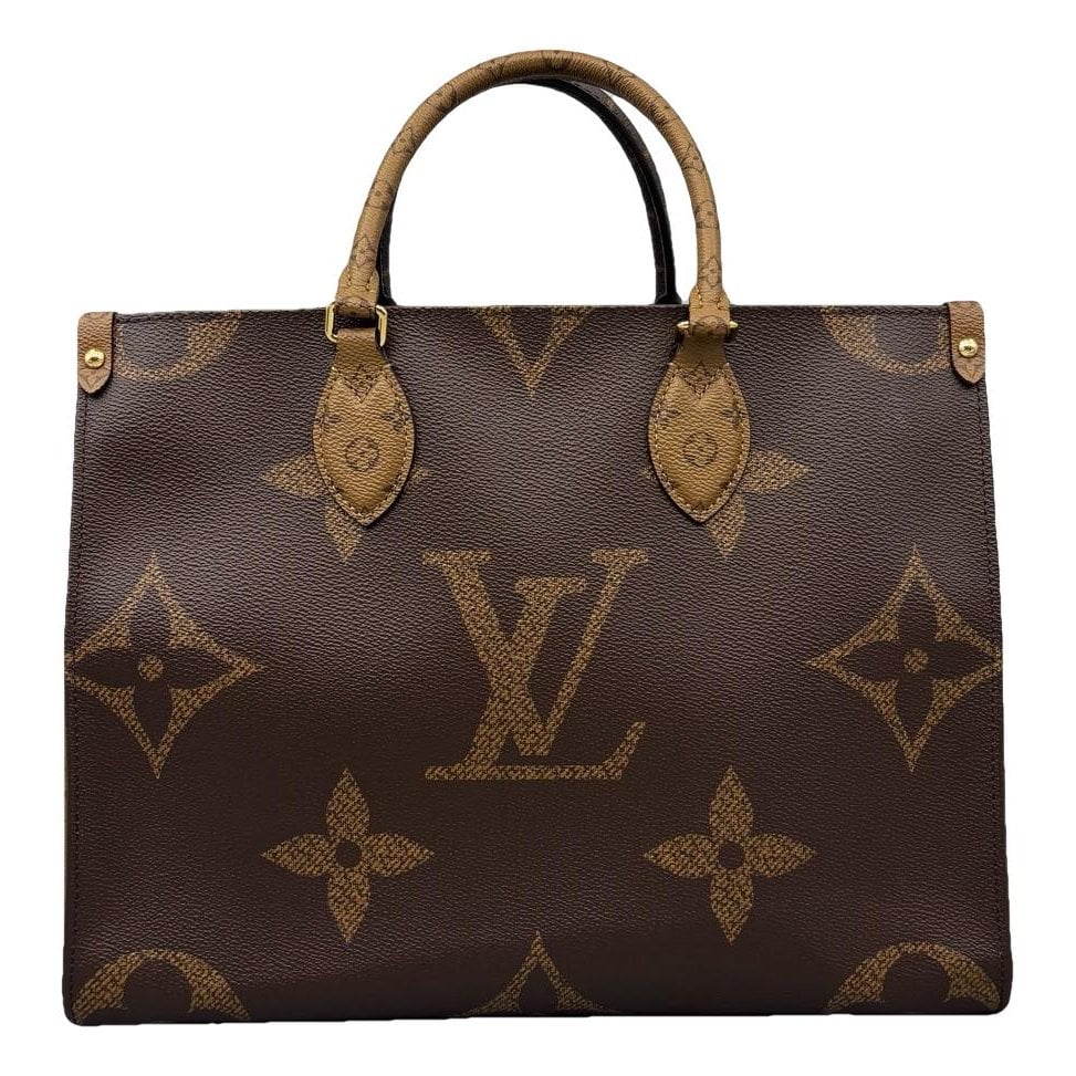Onthego leather handbag