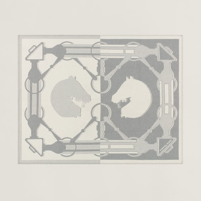 Gris Tatersale Blanket