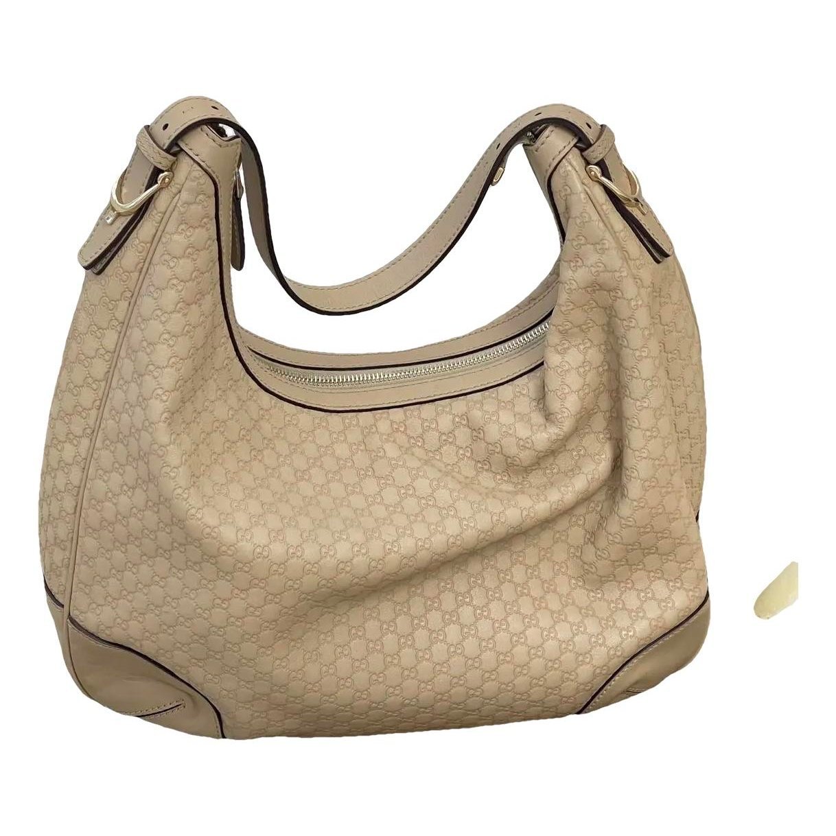 Gucci B leather handbag