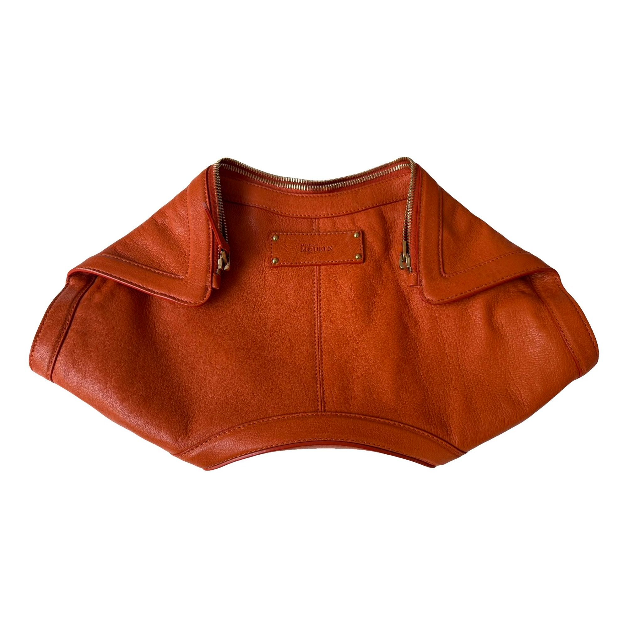 Manta leather clutch bag
