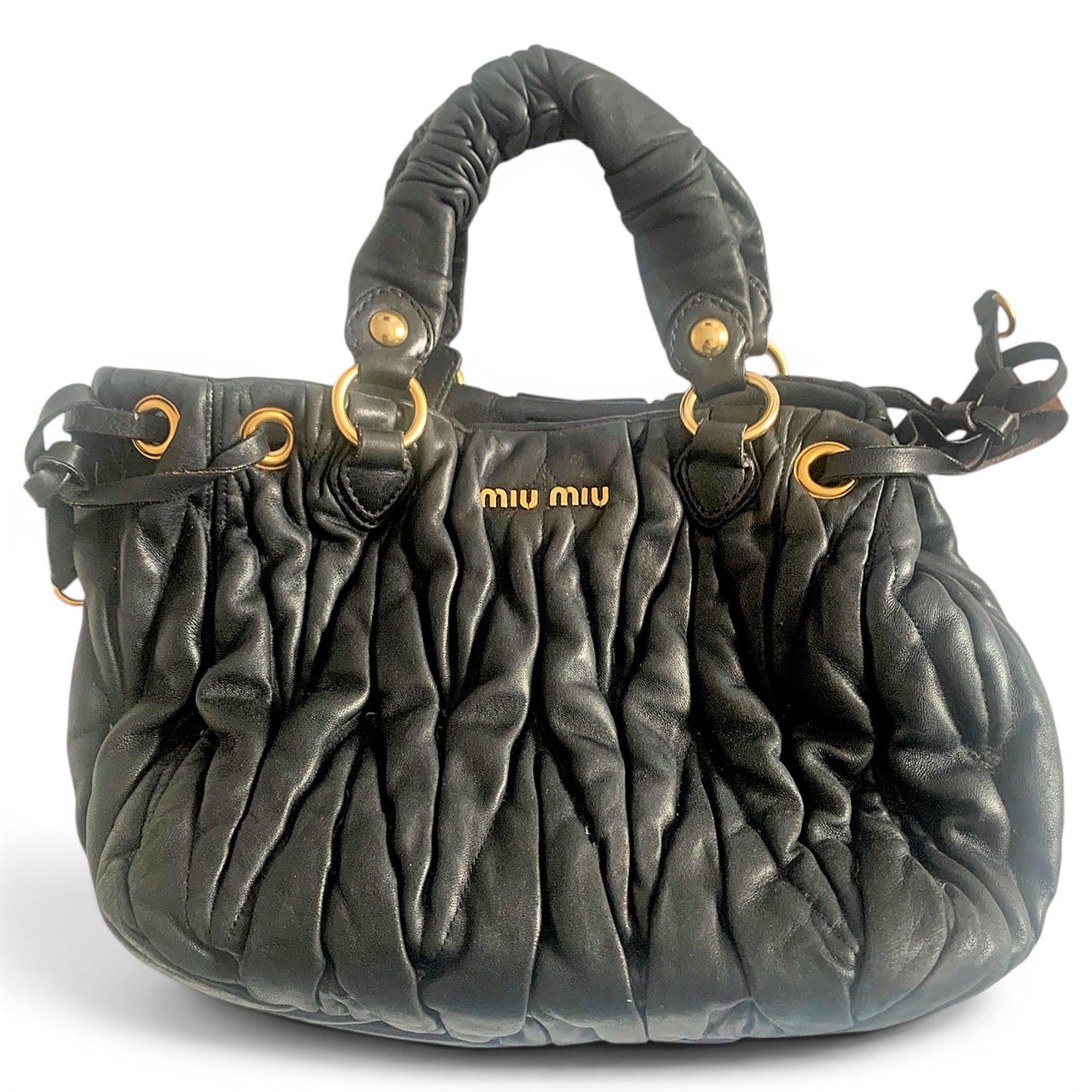 Matelassé leather handbag