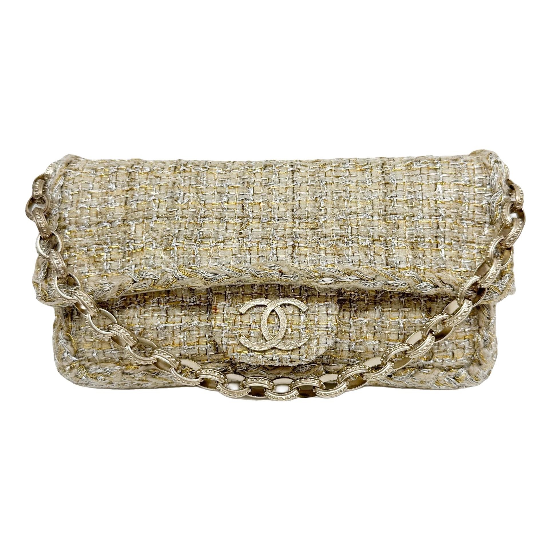 Timeless/Classique tweed handbag