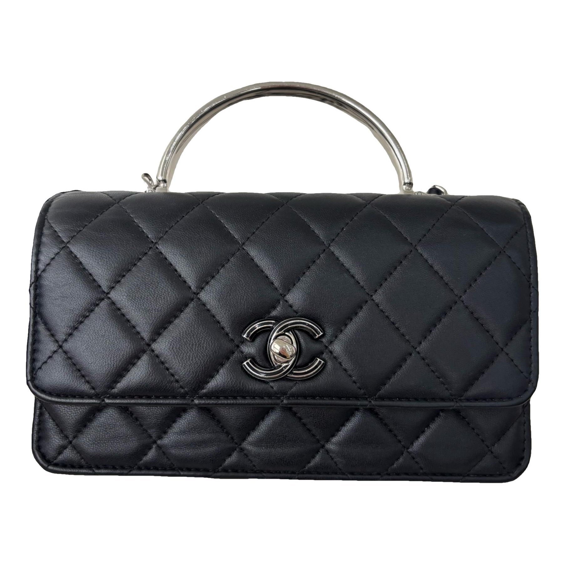 Timeless Classique Top Handle leather handbag