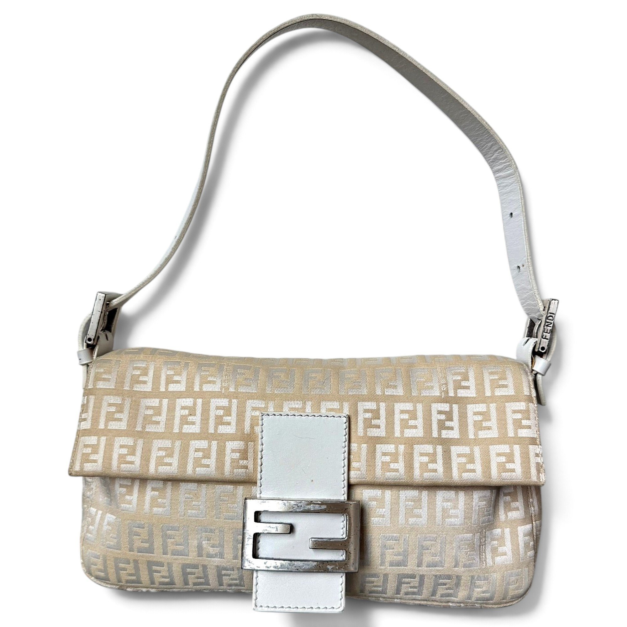 Baguette cloth handbag