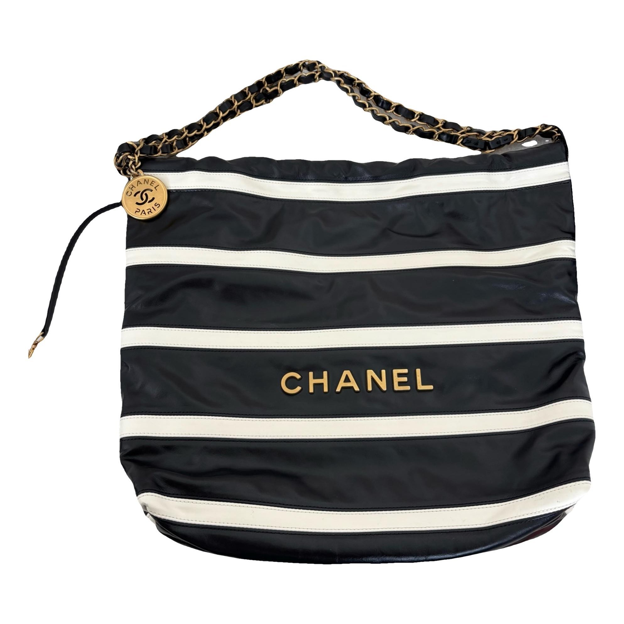 Chanel 22 leather crossbody bag